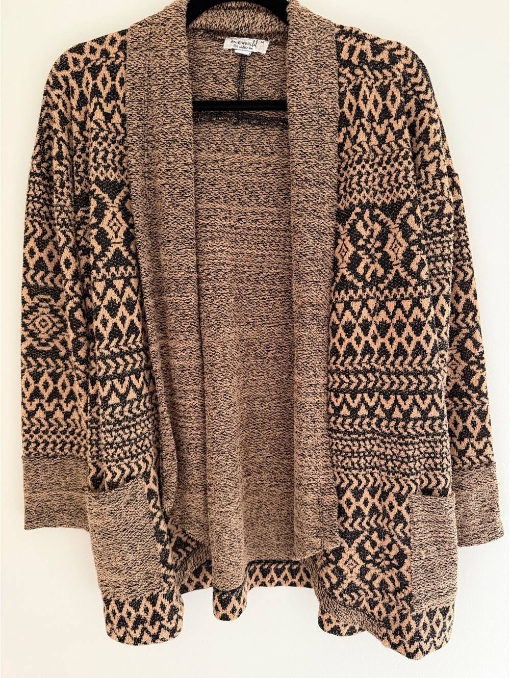 M One World tribal boho cardigan w/ pockets